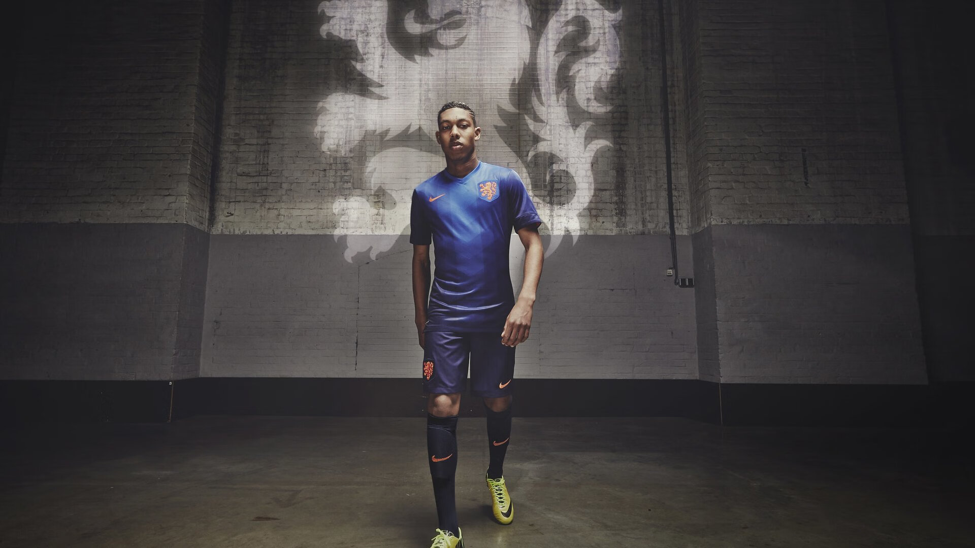 乐动·LDSports(中国)体育官网 -西亚卡姆巅峰对决，萨拉赫与70激战C9分钟，惊险取胜胜负难料！